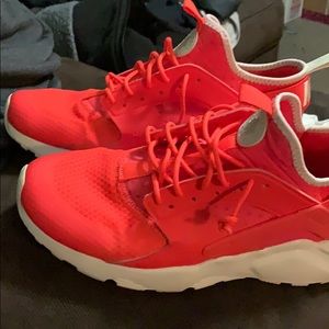 Nike air huaraches run ultra’s